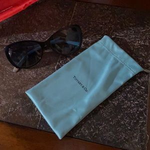 No case Tiffany and Co. glasses